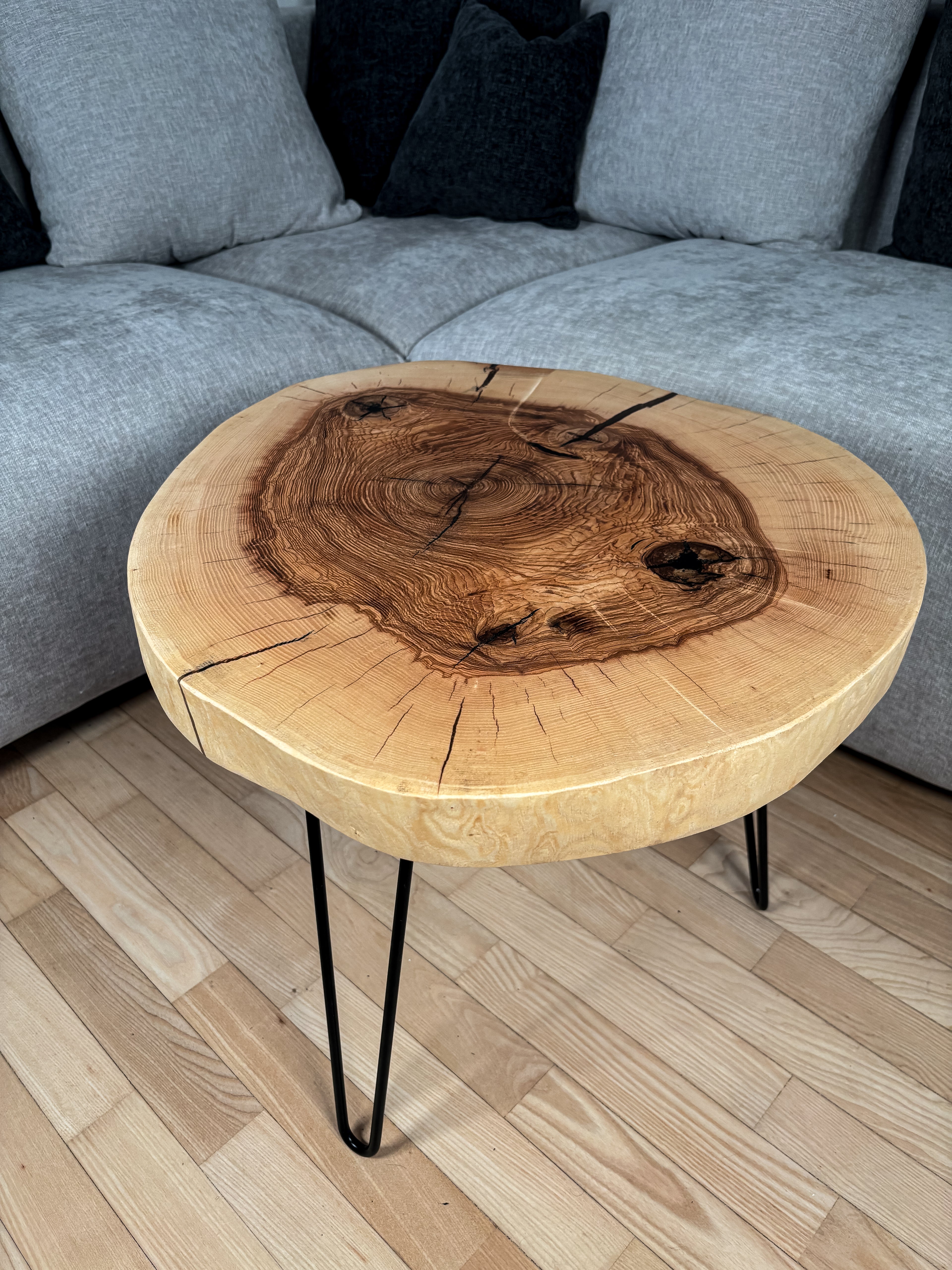 klubska mizica jesen